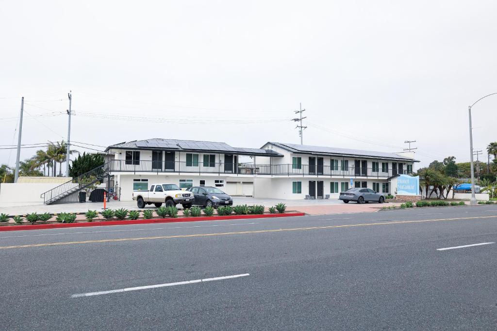 Hotel Miramar image