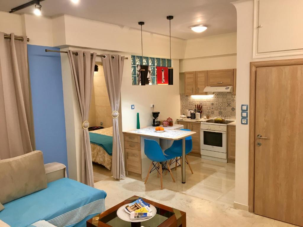 Piraeus Blue Grand Suite di Giorgio 10 mins from the port., Athens