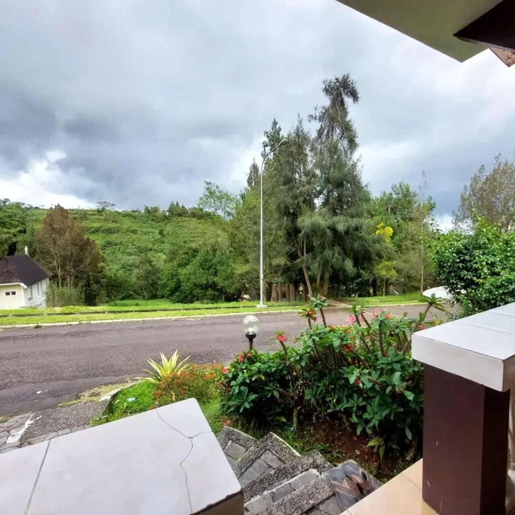 villa puncak bogor by GO puncak photo 3