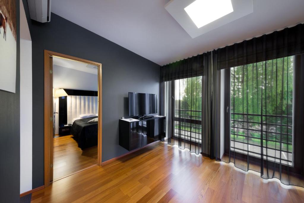 Сьюит (Люкс с 1 спальней и сауной), GMP Clubhotel Apartments