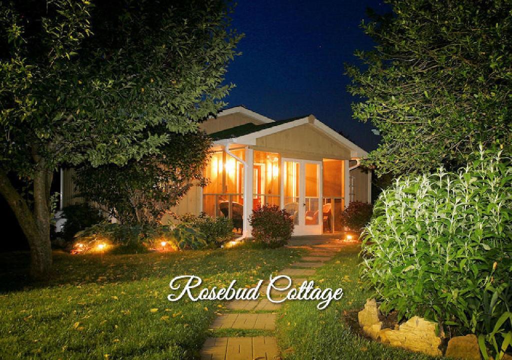 Piney Hill B & B and Cottages image