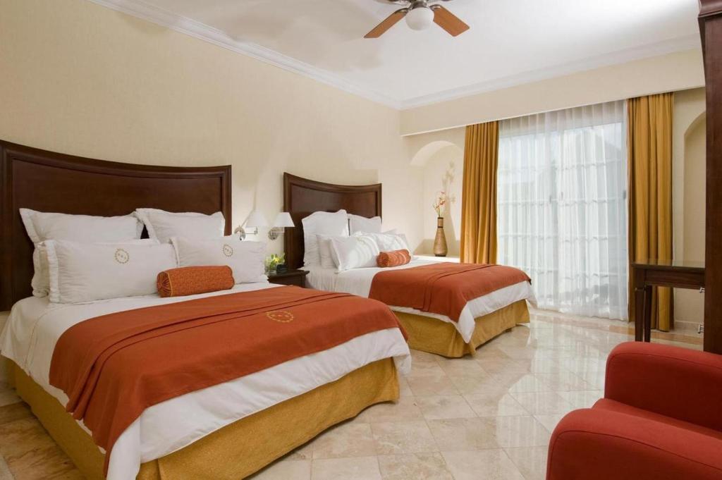 Семейный (Номер с 2 кроватями размера «queen-size»), Hacienda Real del Caribe Hotel