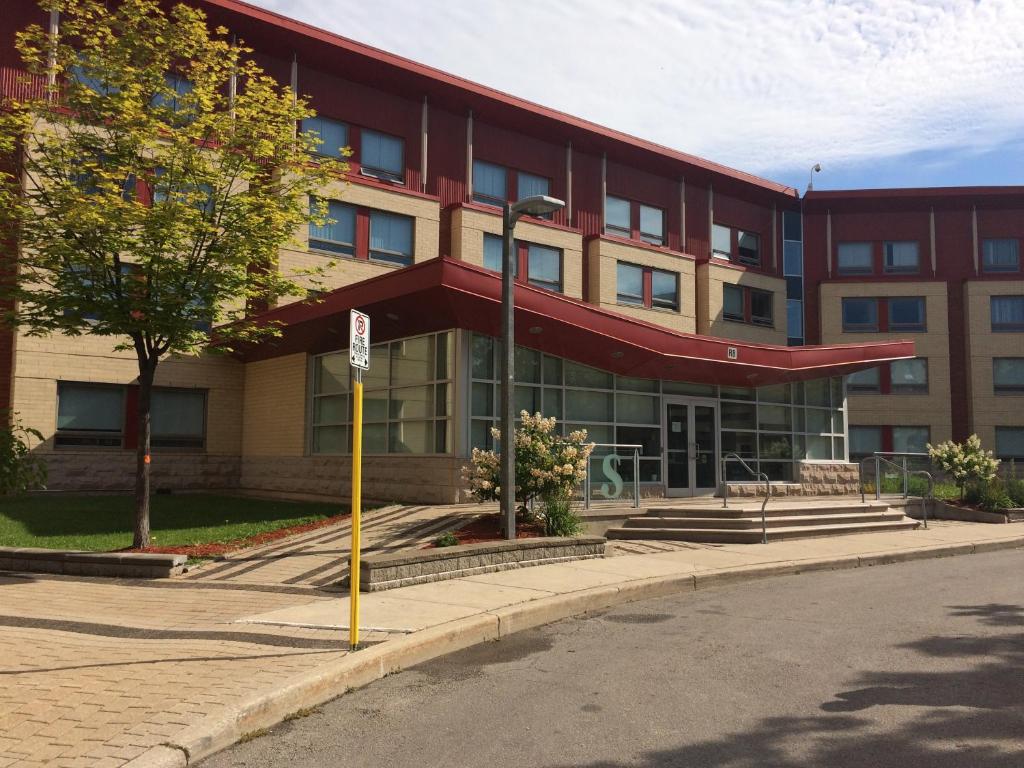 Residence & Conference Centre - Oakville photo 3
