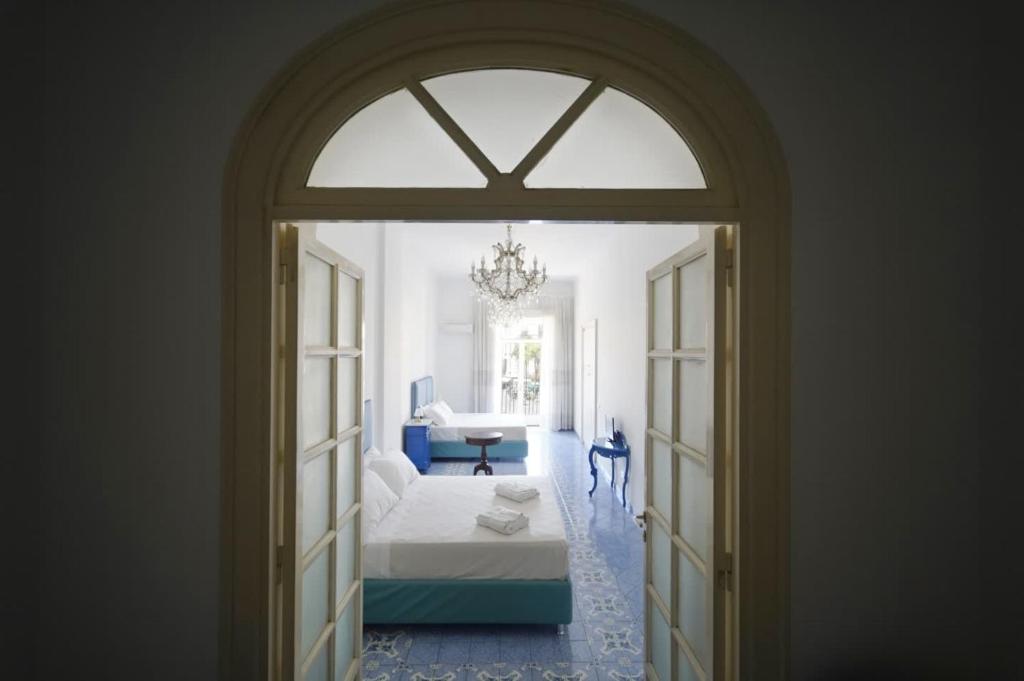 Ambasciata Sorrento Relais - Tap to explore photos