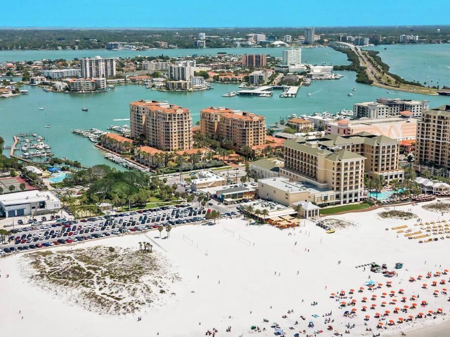 Coastal Elegance: Your Clearwater Beach Escape image