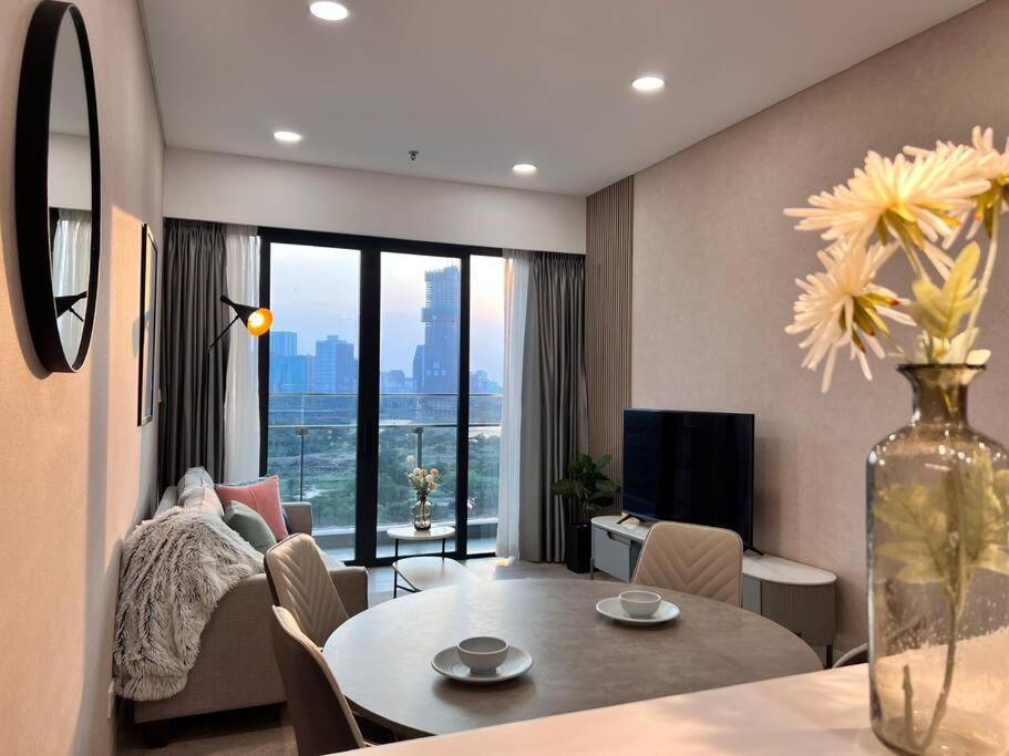 Luxury Condo In D1 Saigon