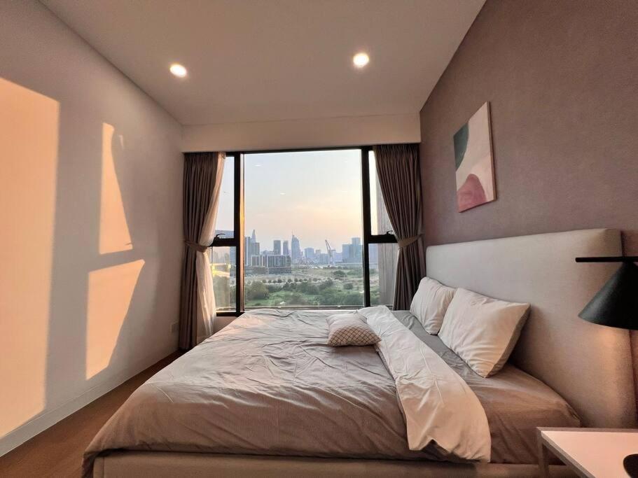 Luxury Condo In D1 Saigon