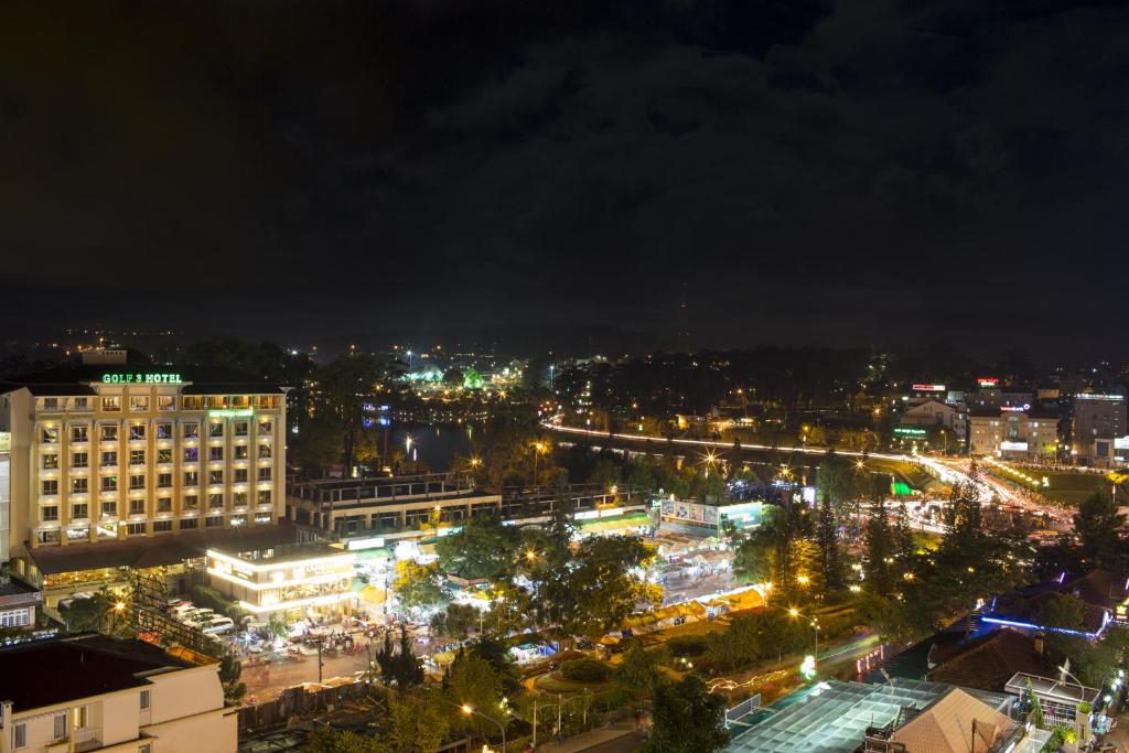 Hotel Hoang Minh Chau