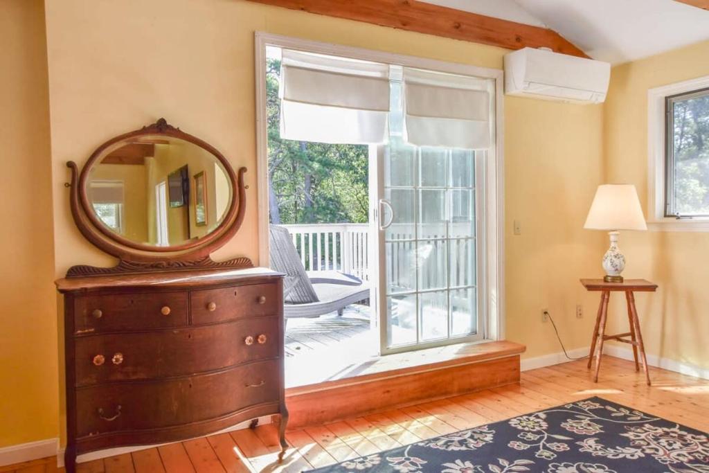 Beautiful private & spacious great location large outdoor stone patio - Tap to explore photos