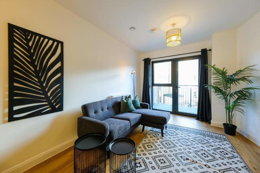 Hotwells apartments flat 3 - Hopewell - Tap to explore photos
