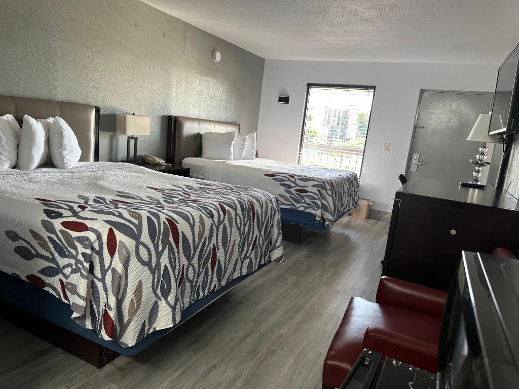 Riverview Inn image