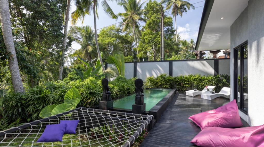 Capung Asri Eco Luxury Resort with Private Pool Villas photo 2
