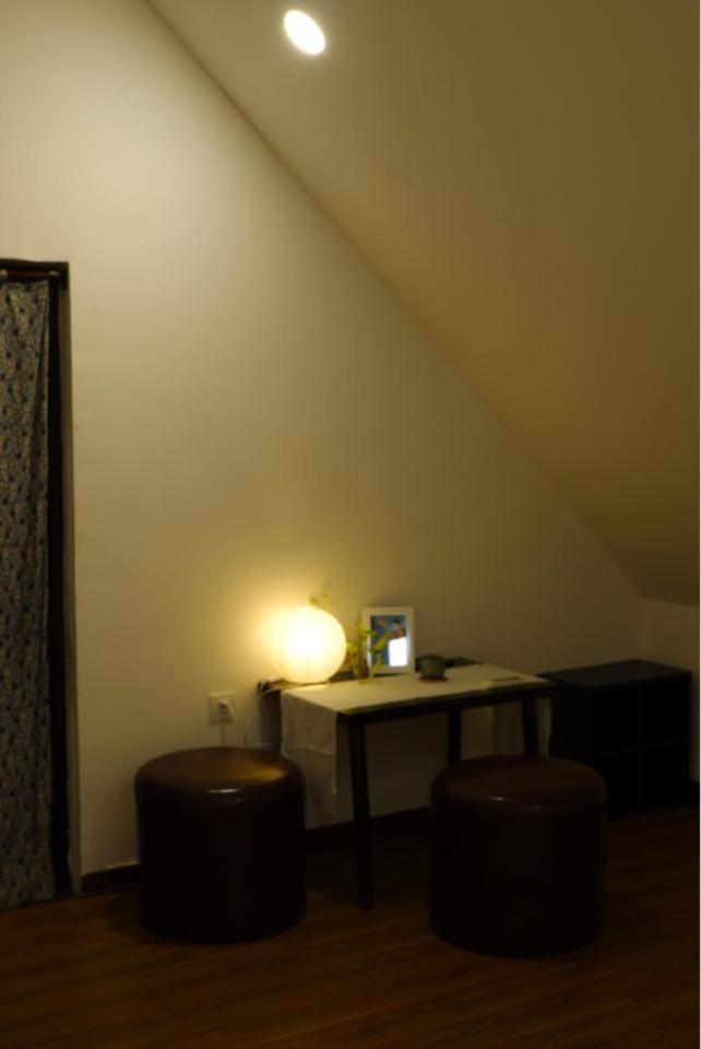 La Sen - Đông Thì