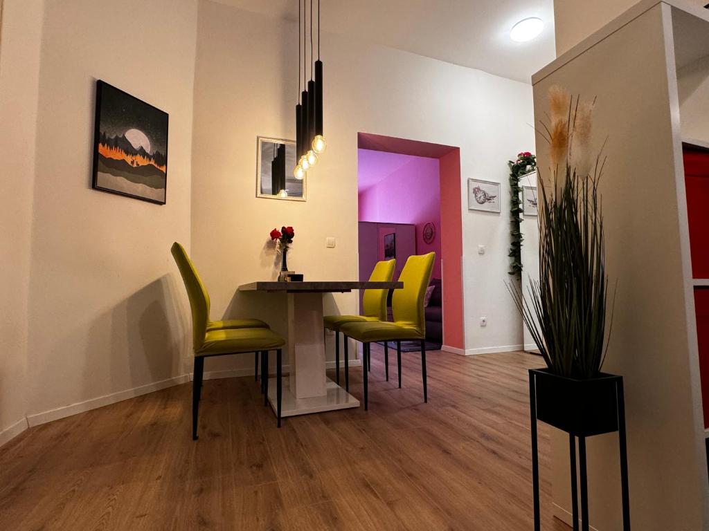 Studio apartman Anamarija - Tap to explore photos