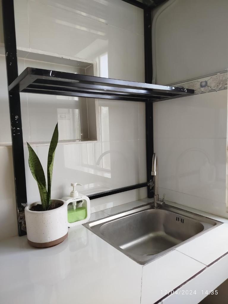 Hoàng Cầm Small Room