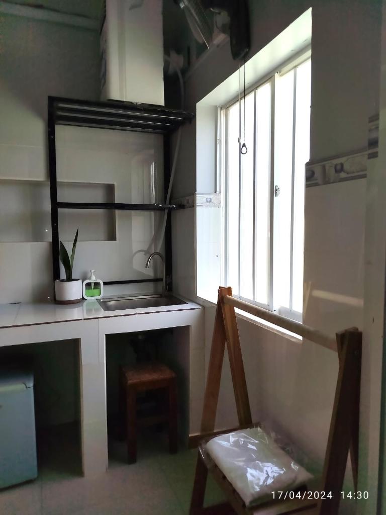 Hoàng Cầm Small Room