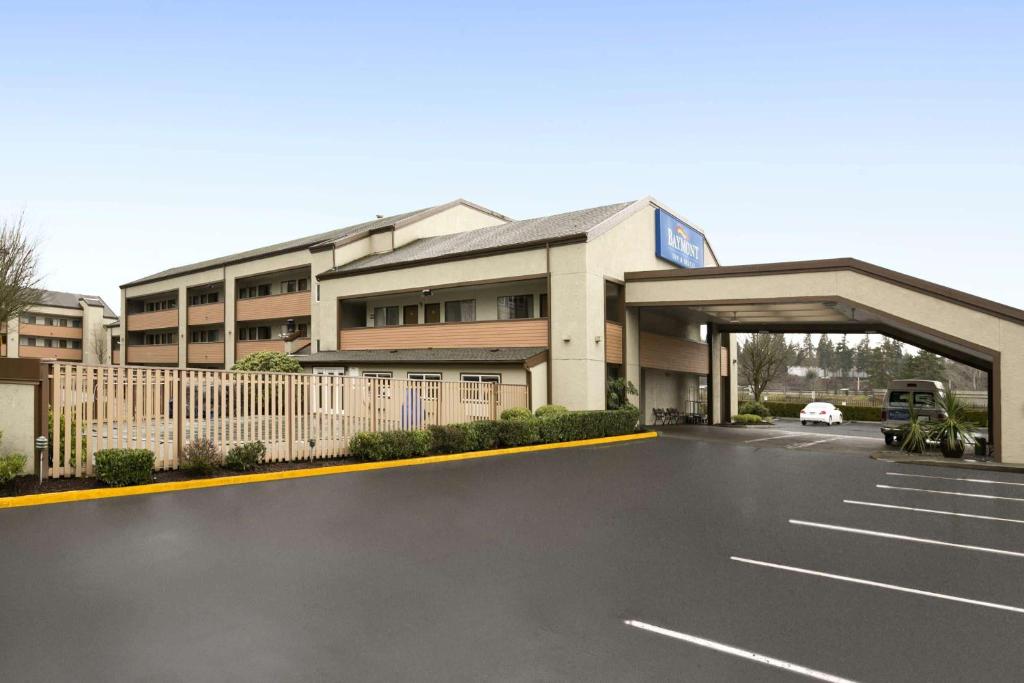 Baymont by Wyndham Seattle/Kirkland WA image