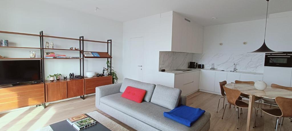 Central Park Tower Sea View Residence with pool and gym photo 2