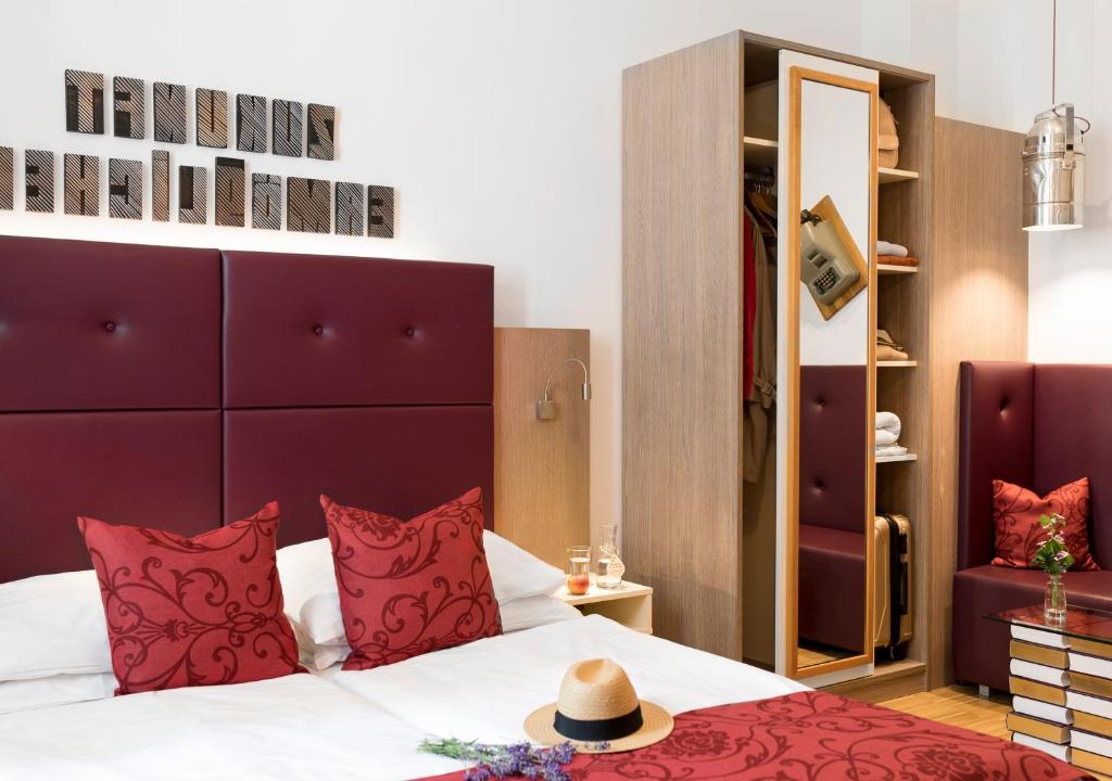 Cocoon Wien Westbahnhof (ehemals Boutiquehotel Stadthalle) - Tap to explore photos