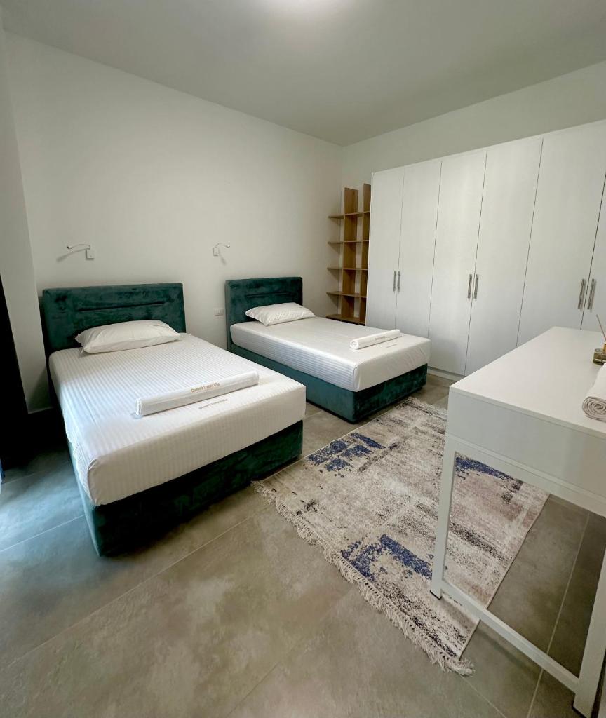 Queen’s Luxury Vila 111/A photo 3