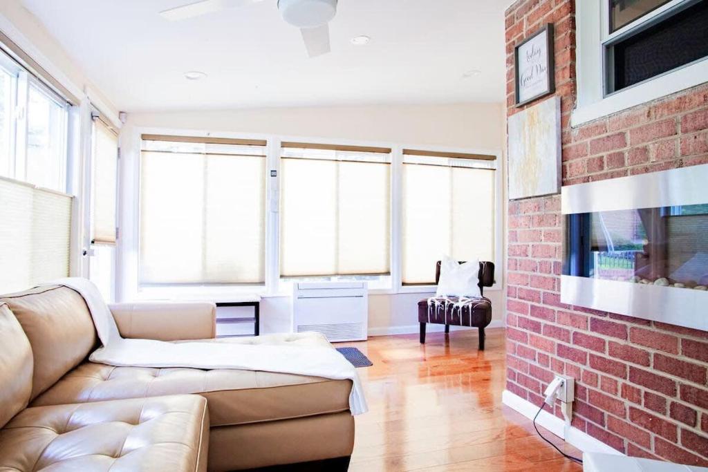 Gorgeous Home Tucked Away in Greener Part of Town Transit-Friendly image