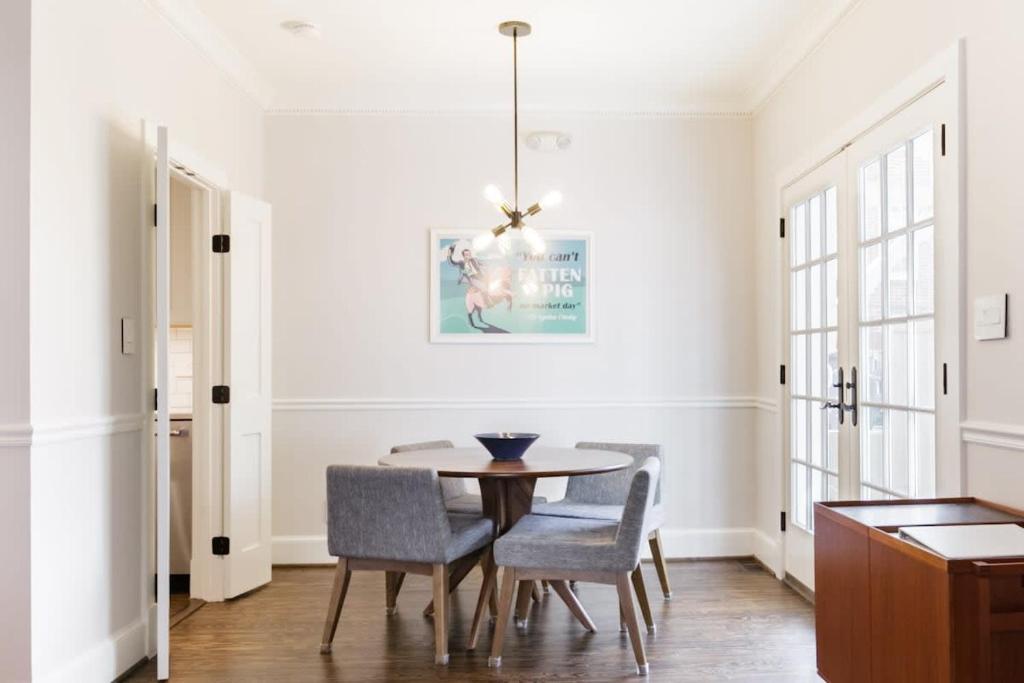 Historic Charming Home in Old Town image
