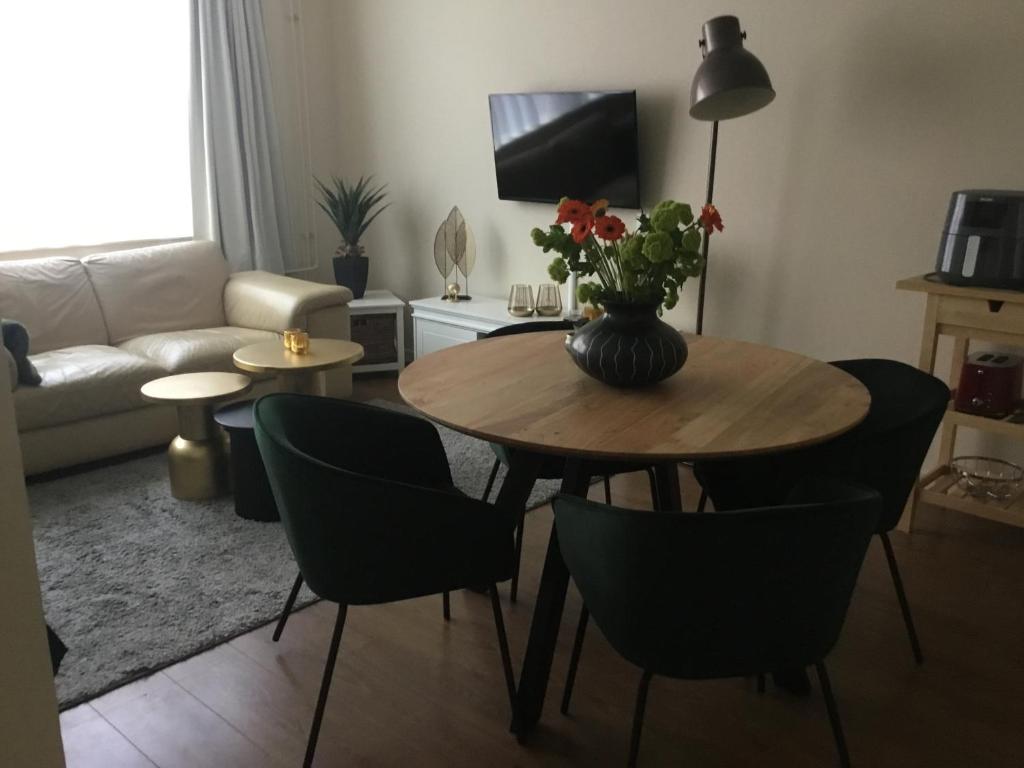 Studio Even dur Uut Room Type - Studio Apartment