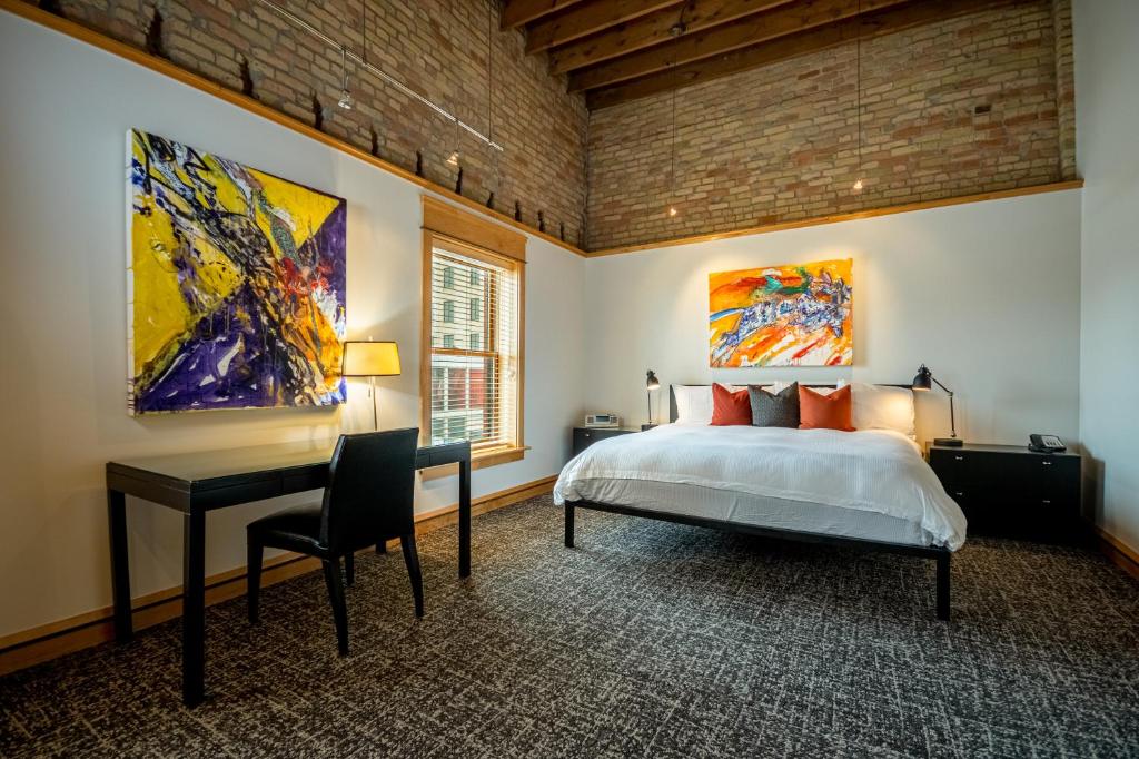 Hotel Donaldson image