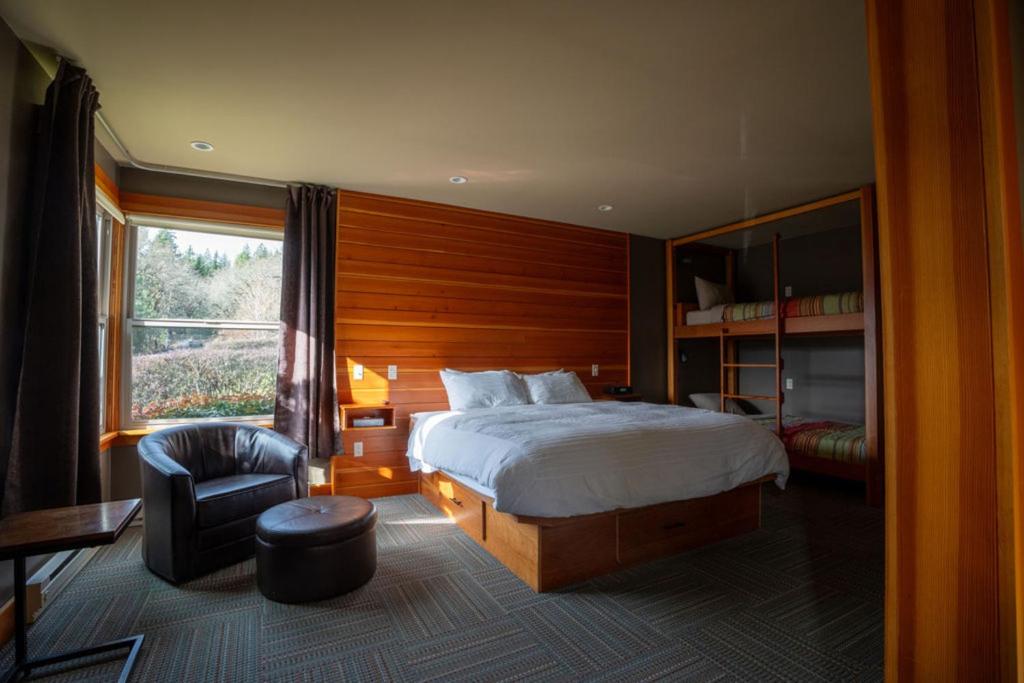 Inn of the White Salmon image