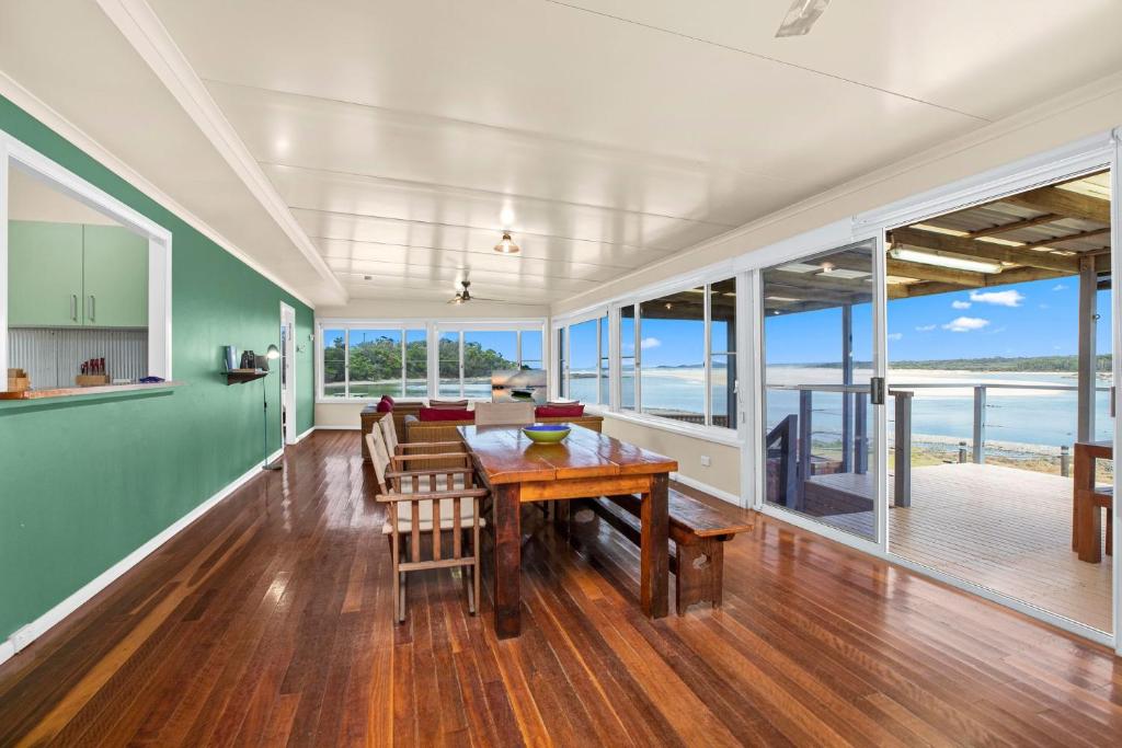 Lobster Cottage photo 2
