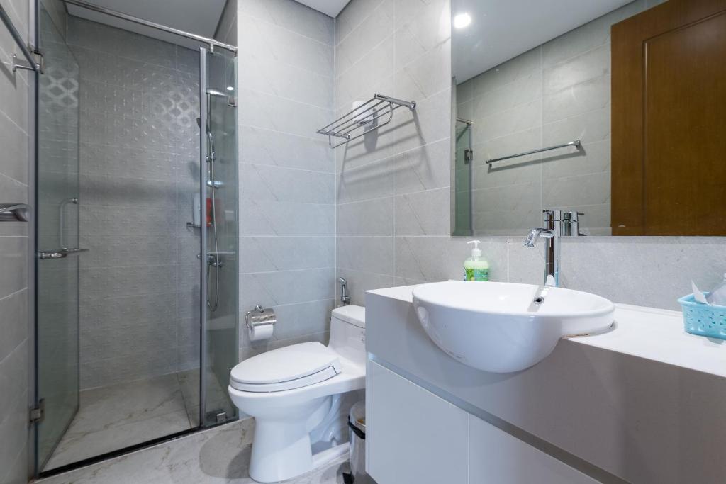 VINHOMES LANDMARK CONDOTEL SUITE