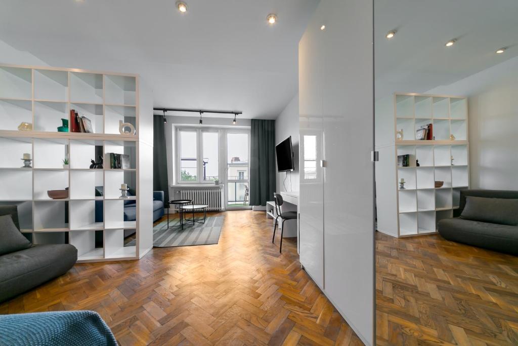 Warsaw Concierge Grójecka View - Tap to explore photos