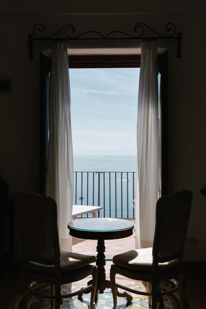 Villa Principe Giovanni - Tap to explore photos