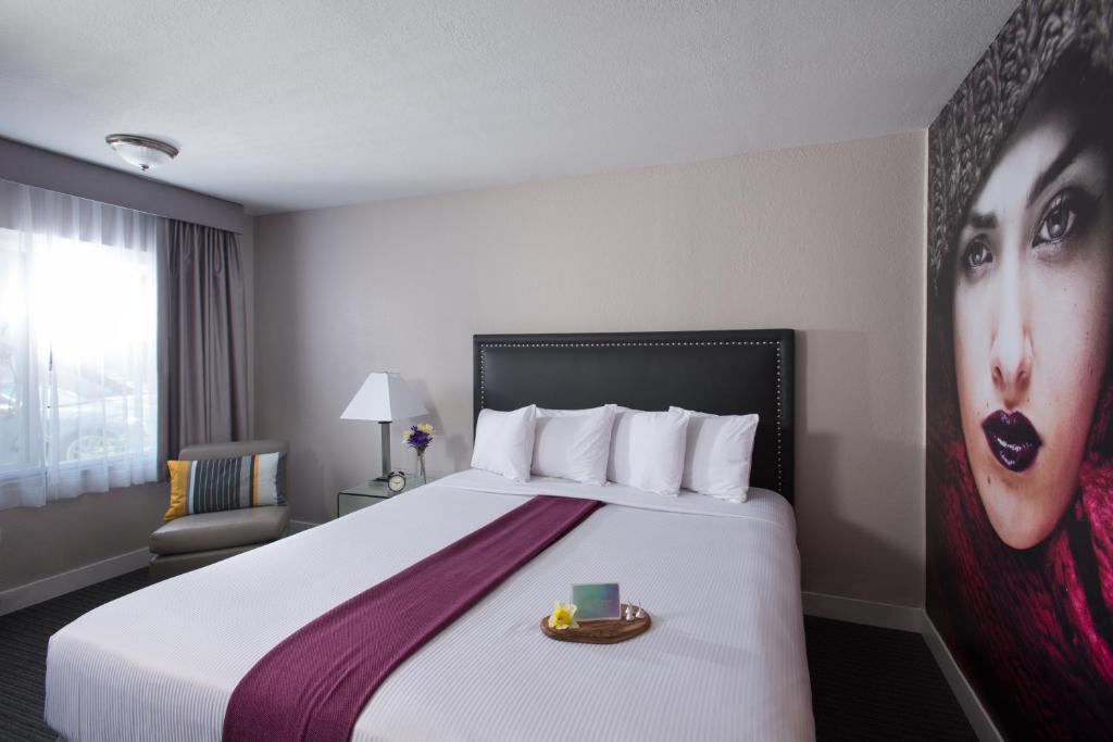 Hotel Iris - Mission Valley-San Diego Zoo-SeaWorld image
