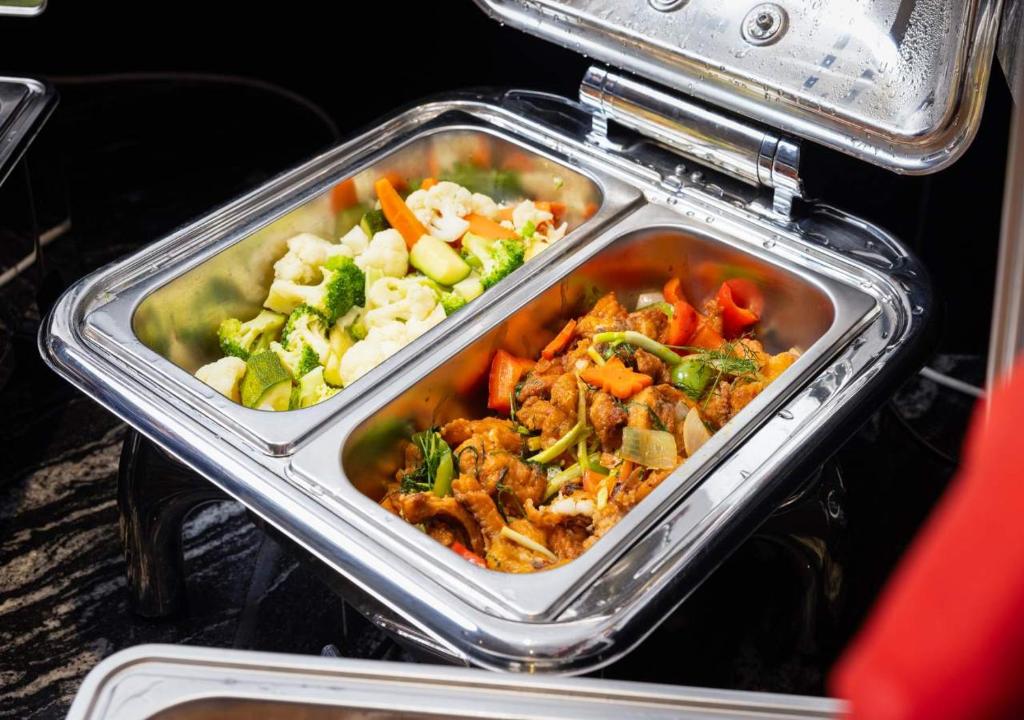 Golden Sun Hotel Trendy