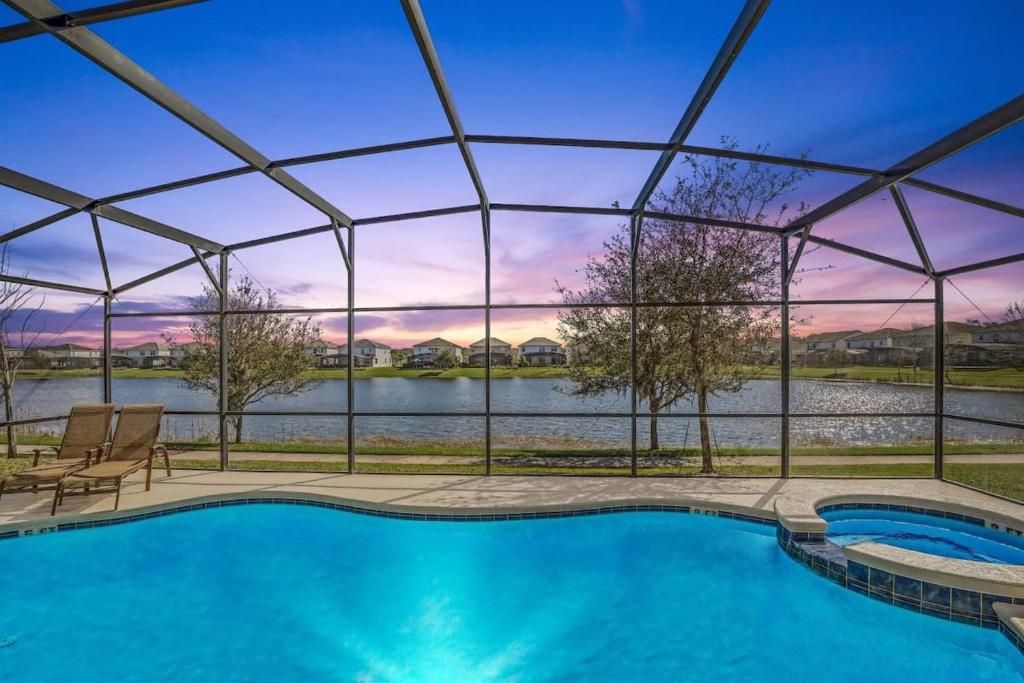 Stunning Lake View, Big Pool Area With CDC Standards #6bv507 image