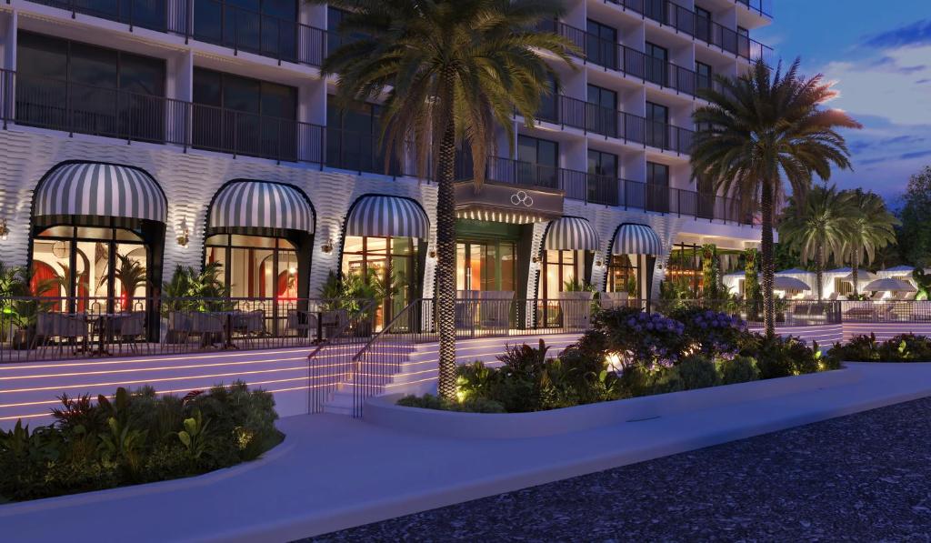 Cirque St. Armands Beachside image