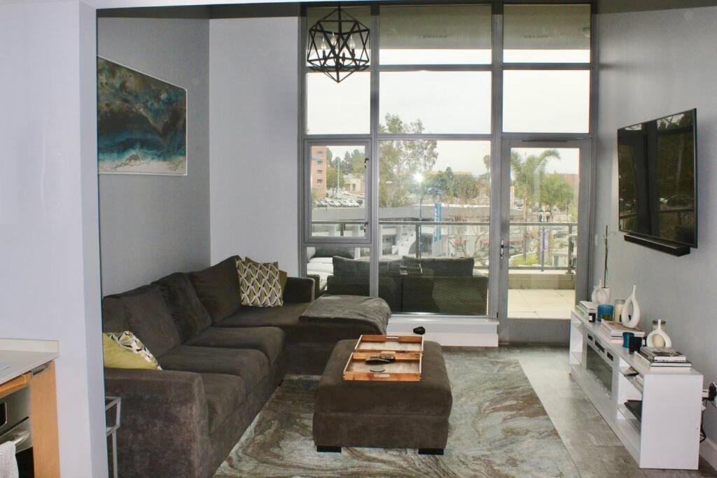 Large Downtown Condo W/ Patio & Parking image