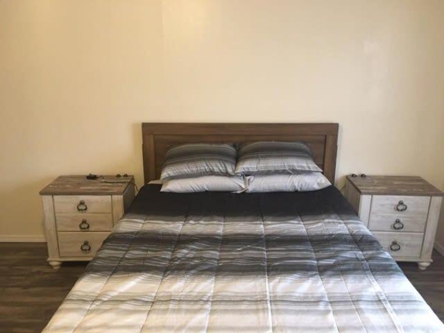 Downstairs One Bedroom Close To Fort Sill! image
