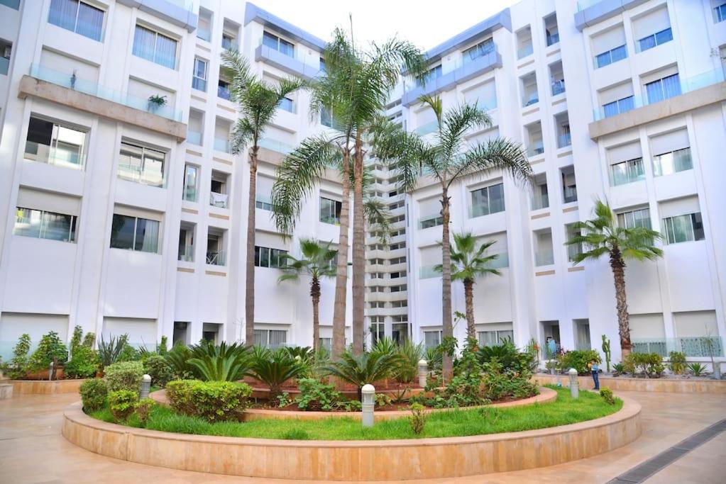 Spacieux et Luxueux Appartement 2 BR • Central Casablanca, Mohammedia