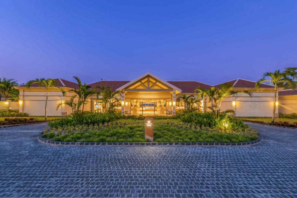Fusion Resort and Villas Da Nang