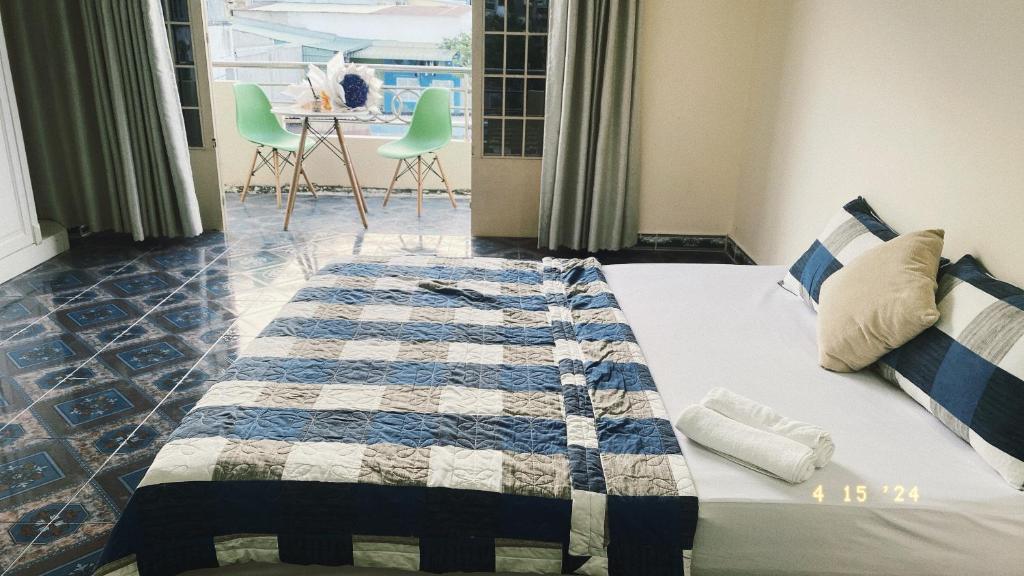 Ông Tiên homestay- nhà phố 4p sát biển