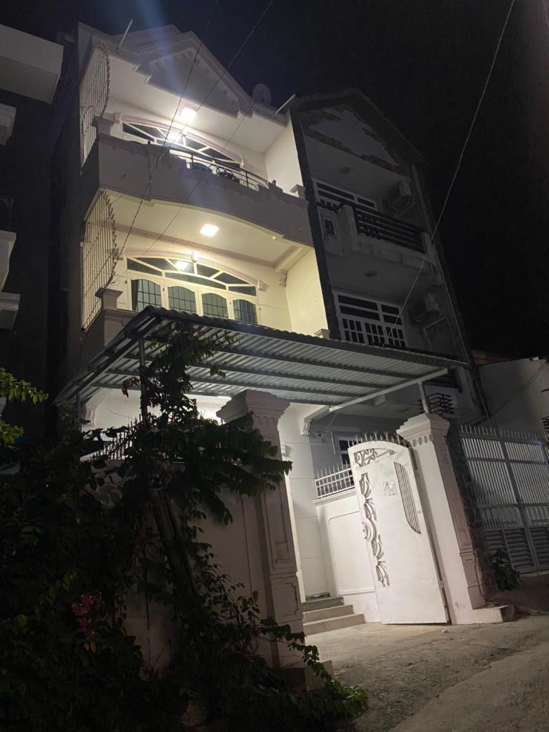 Ông Tiên homestay- nhà phố 4p sát biển