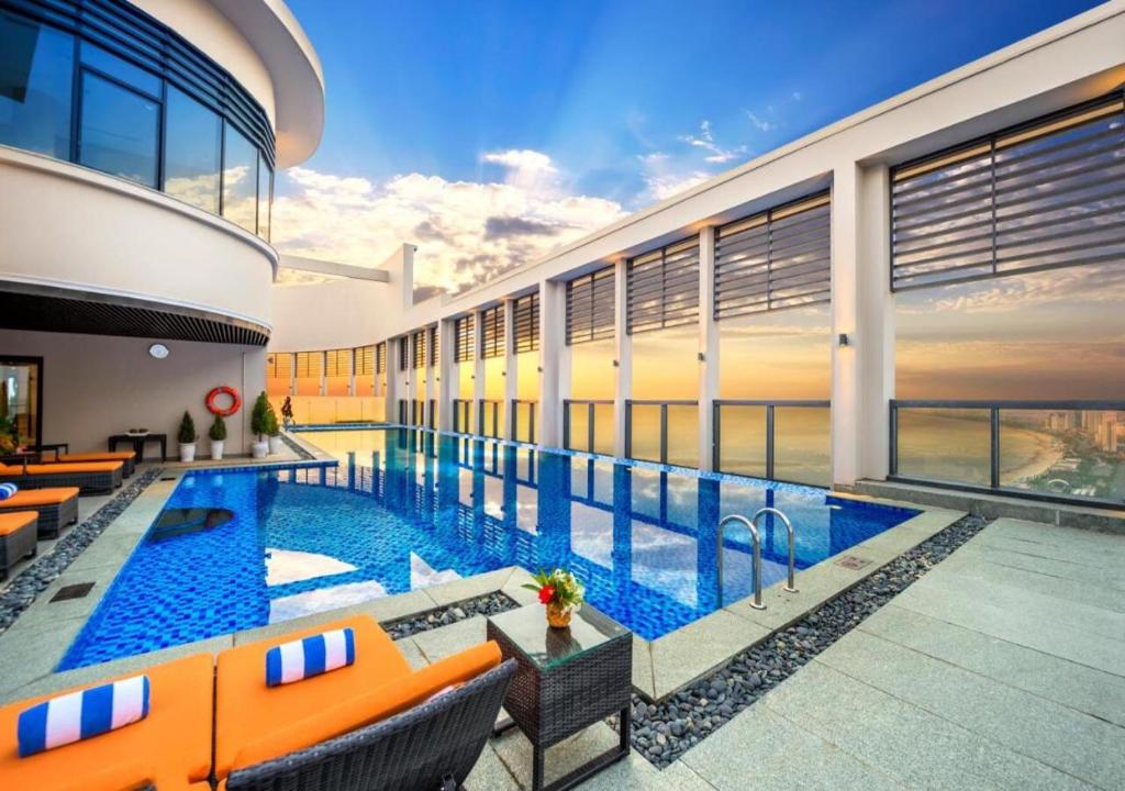 Apartment with Ocean view in Four Points by Sheraton