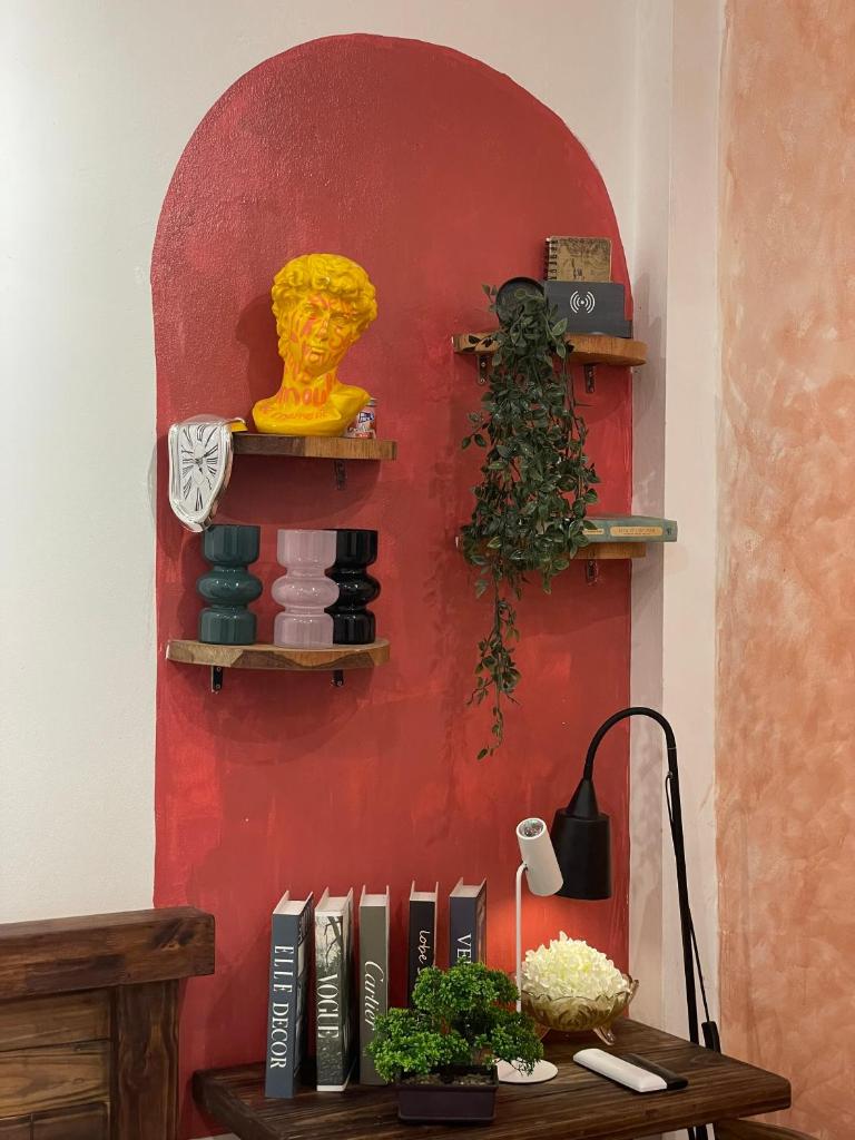 Delicate Amoureux Chùa Hà