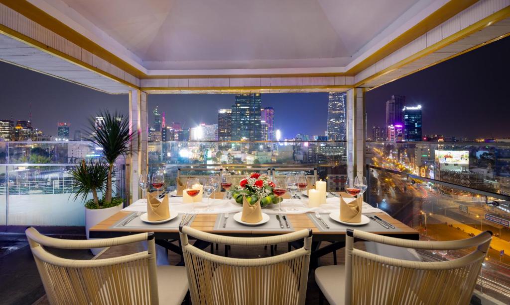 Winsuites Saigon