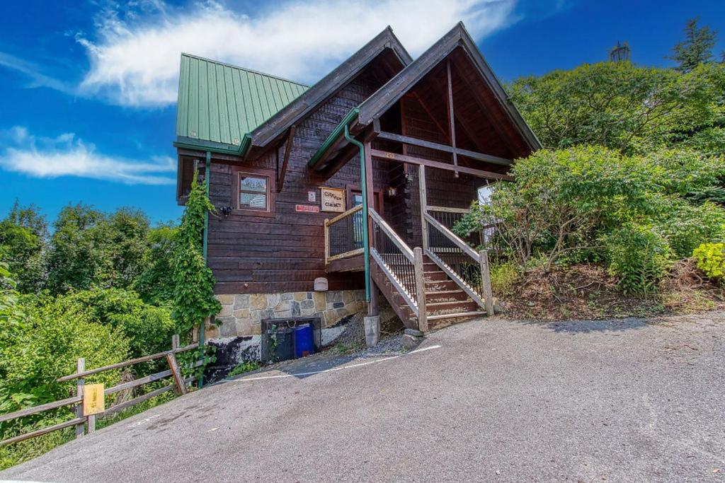City View Chalet image