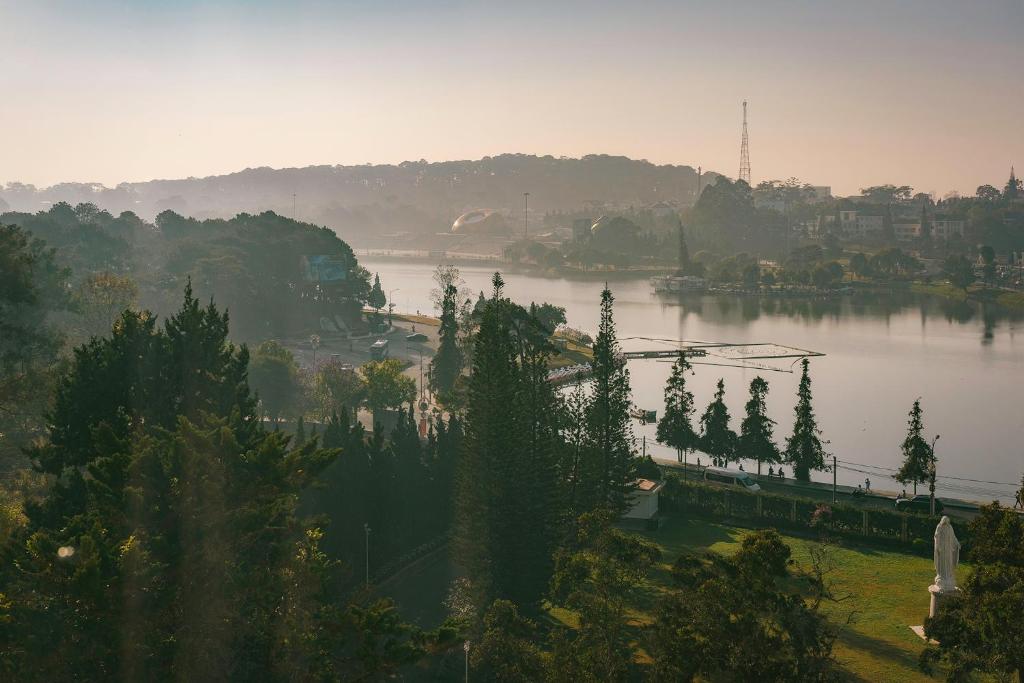 Nam Phuong Dalat Central