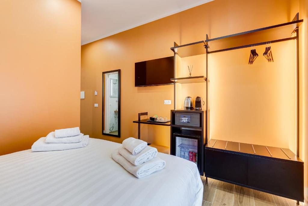 LISA SUITE Room Type - Standard Double Room