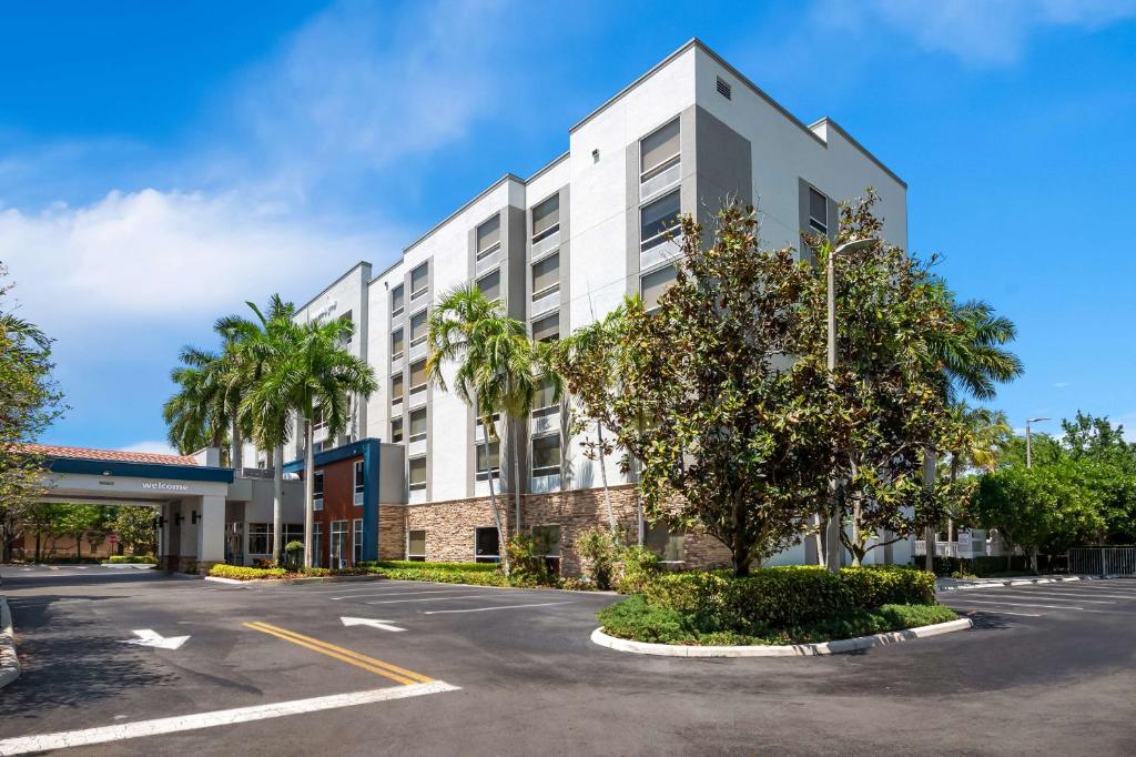Hampton Inn Weston Ft. Lauderdale image